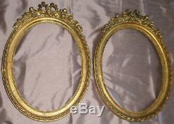 2 cadres médaillons ovales fin XIXème en bois & stuc doré