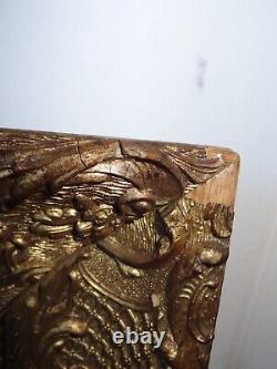 Ancien cadre en bois sculpté doré XIX