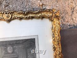 Ancien grand cadre photo bois et plâtre sculpté doré à la feuille d'or 60cmx43cm