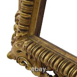 Cadre Ancien de XIXeme en bois ajouré, orné et doré Feuillure 52,5x39 cm