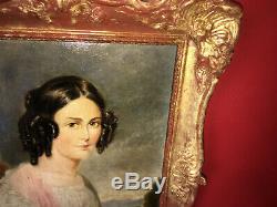 Charmant portrait de dame d'époque XIXe signé Cadre en bois doré