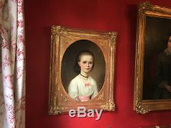 Ecole Allemande du XIXe Portrait de petite fille Cadre en bois doré
