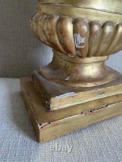 Élément de décoration Ecclésiastique sculpté en bois doré XVIIIème 18 Eme