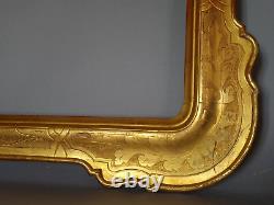 Grand cadre XIXe siècle bois gravé doré feuille d'or feuillure 65x50 cm SB