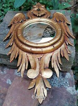 Miroir de Sorcière cadre cascade de plumes en Bois doré Sculpté de cygnes