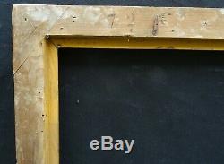 N° 645 CADRE Epoque Empire en bois et stuc doré pour chassis 74.5 x 50 cm