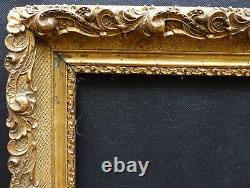 N° 849 Cadre XIXème siècle en bois et stuc doré pour tableau 43,5 x 35 cm