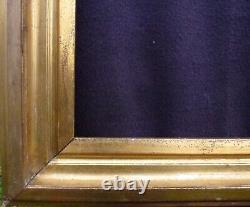 N° 899 CADRE Epoque XIXème bois doré à la feuille pour châssis 95,5 x 75 cm