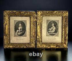 PAIRE DE CADRES 17e EPOQUE LOUIS XVIII AVEC GRAVURES EN BOIS SCULPTÉ DORÉ