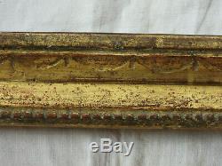 Remarquable CADRE en bois sculpté et doré, époque LOUIS XVI, deuxième moitié 18è
