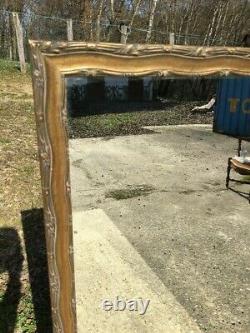 Vieux Miroir avec cadre sculpté pas cassé et grand 115 cm de haut